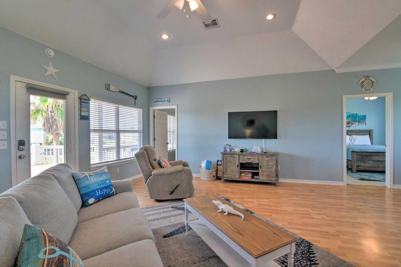 Bright Crystal Beach House, Walk To Coast! Villa Bolivar Peninsula Exterior photo